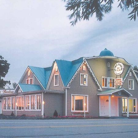 Hotel Au Vieux Bardeau Deschambault ภายนอก รูปภาพ